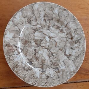 Georges Briard Marble Ware Brown 2 dinner plates 10 1/4" Mid-Century Modern